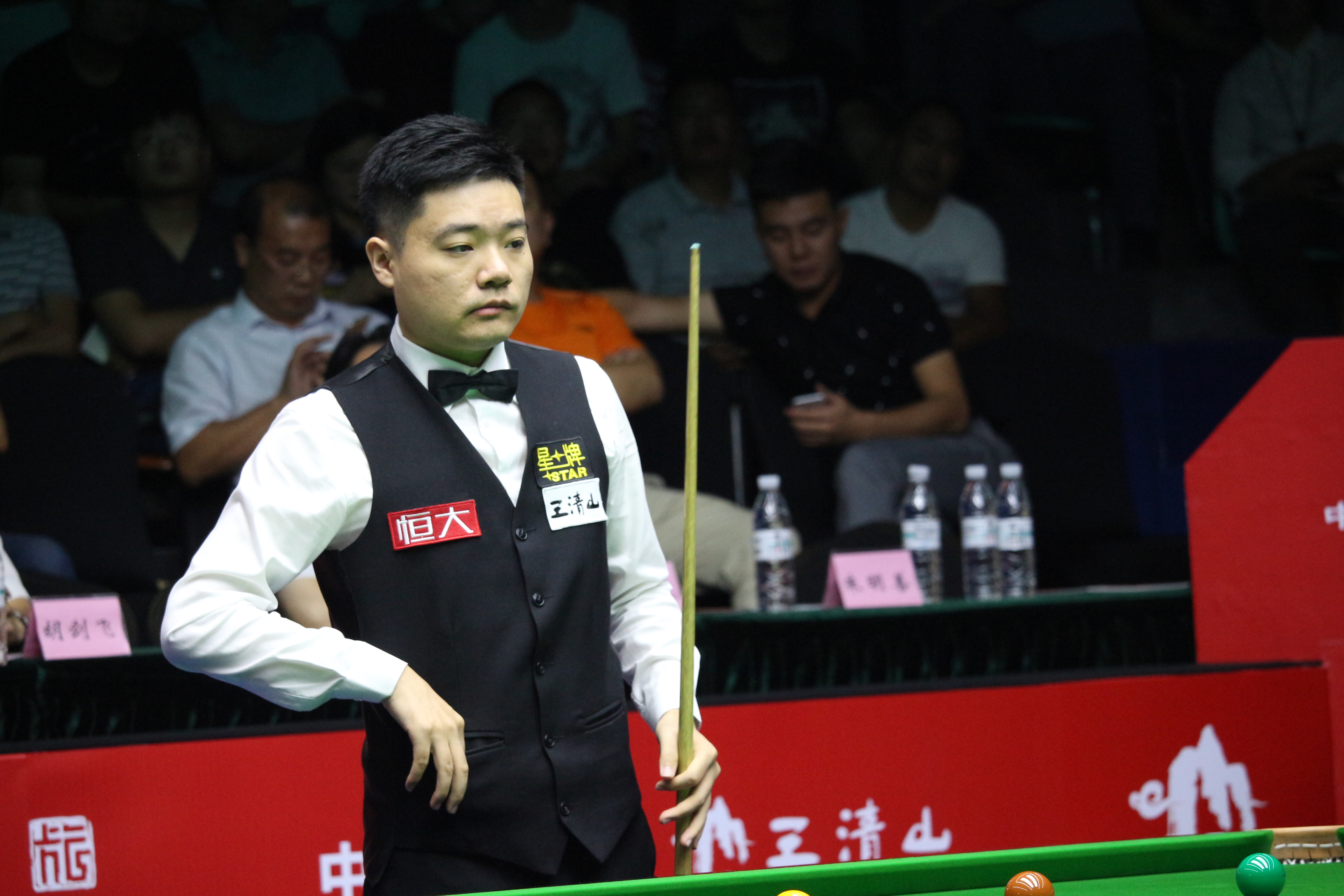 還是三分線 還是三分線