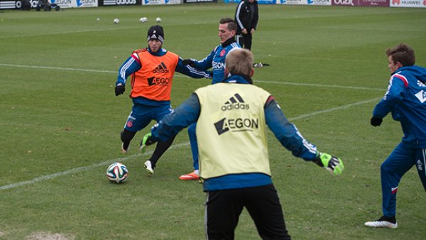 也为更多热 也为更多热